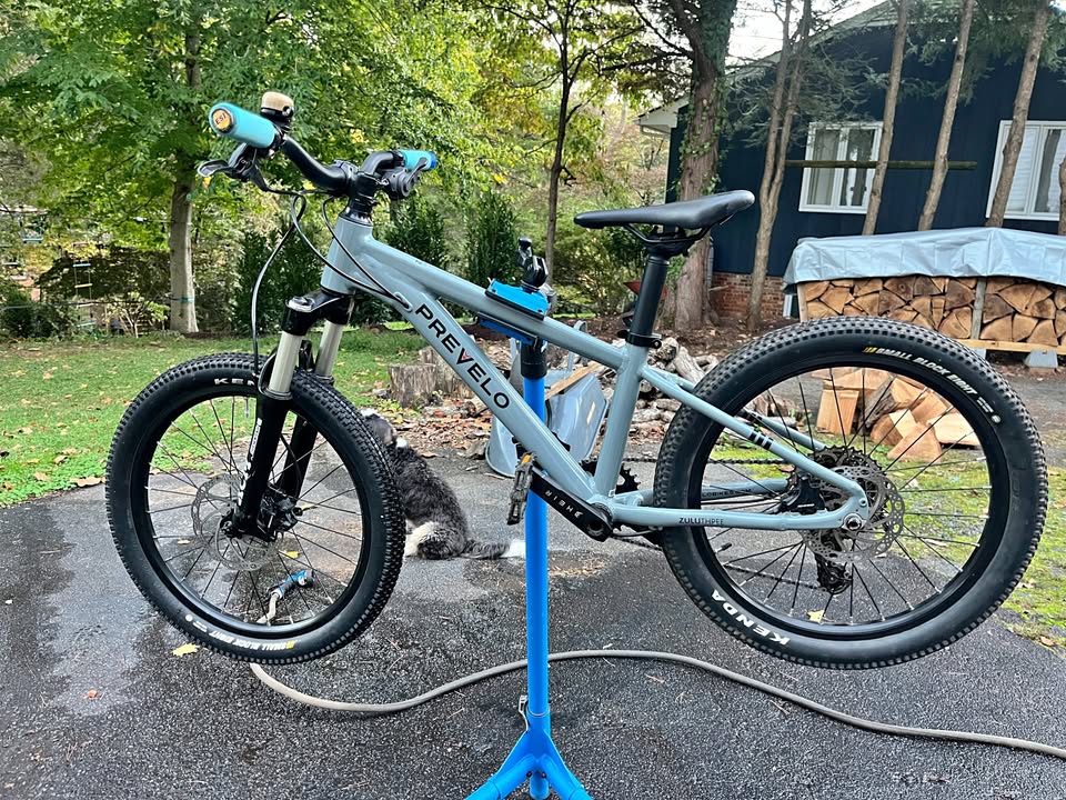 Prevelo Zulu 3 20 inch