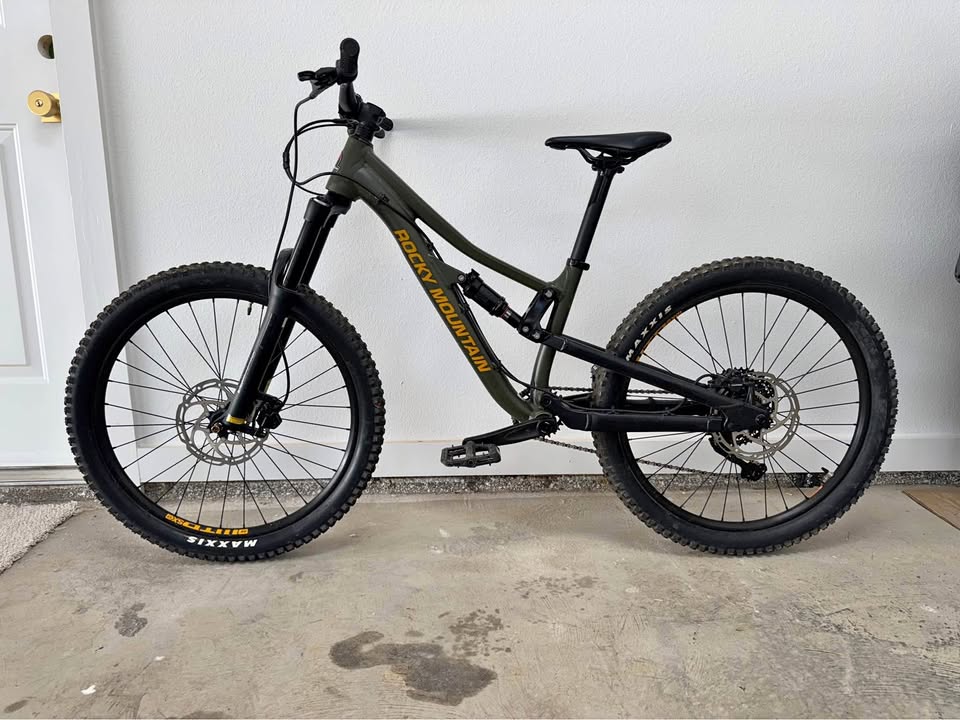 Rocky Mountain 24’ Reaper Mountain Bike