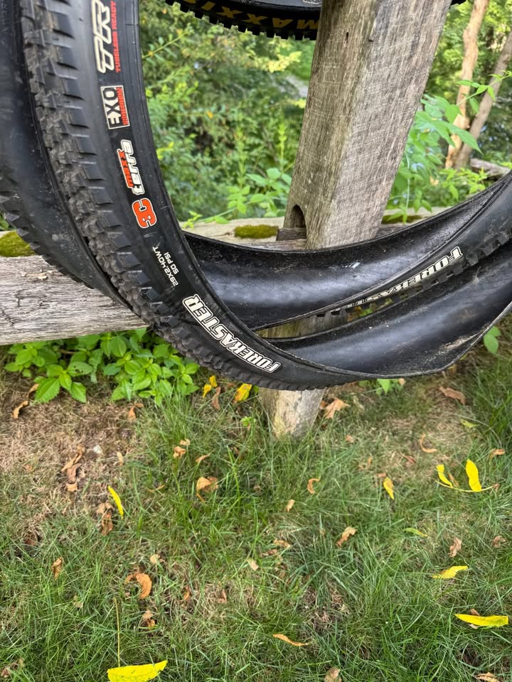 2022 Santa Cruz Tallboy C, S build size medium