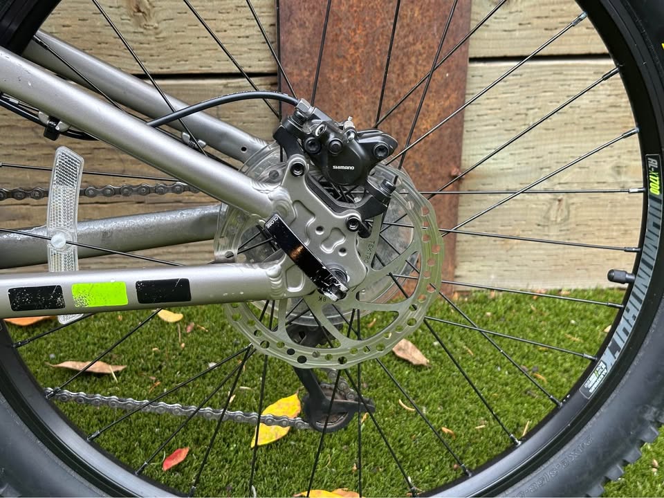 Diamondback Line 24 kids mountain bike