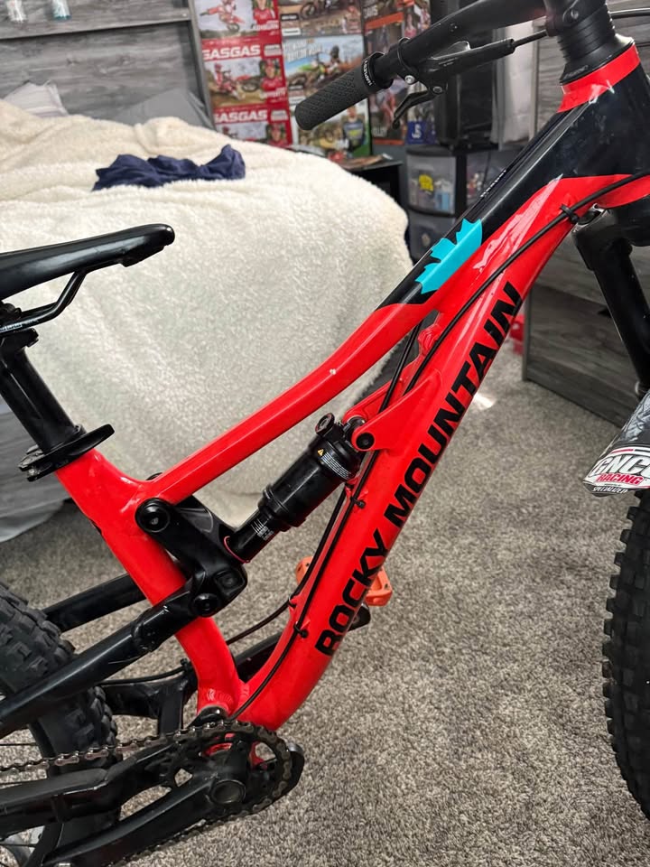 Rocky Mountain reaper mountain bike 24”