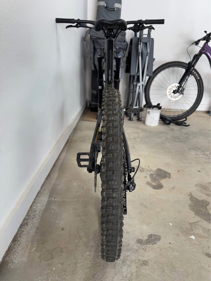 Rocky Mountain 24’ Reaper Mountain Bike