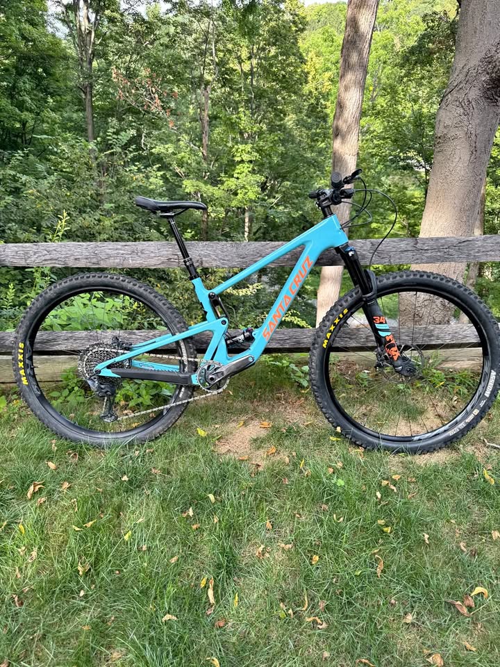 2022 Santa Cruz Tallboy C, S build size medium